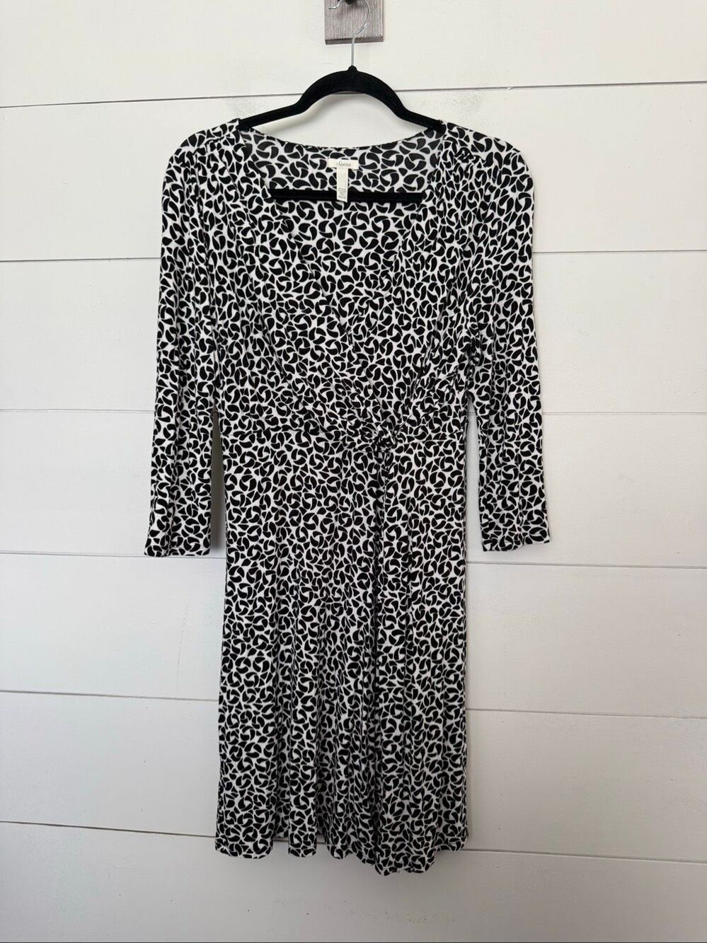 Soma Women’s Medium Black White Stretchy Soft Wrap Dress Short